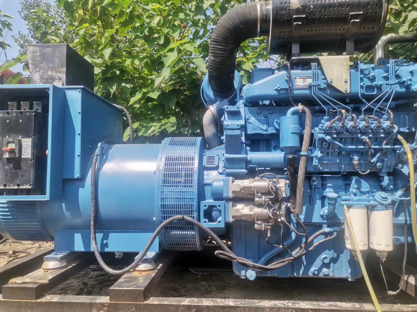 铁门关详细说明降低 800kW 柴油发电机输出电流波动的方法