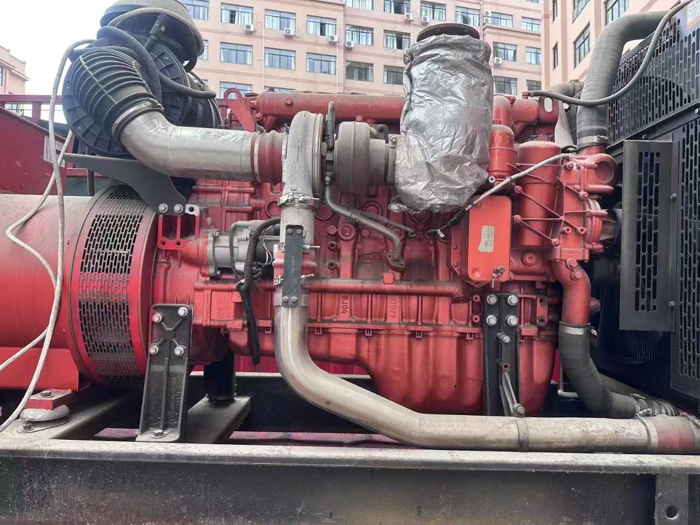 铁门关如何选择适合 600kW 柴油发电机组的过载保护器？